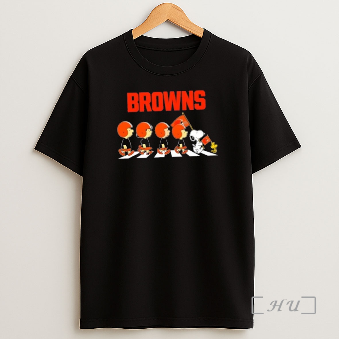 Officials Cleveland Browns X Peanuts Snoopy And Friends Abbey Road Premium Shirt Sweatshirt Tee