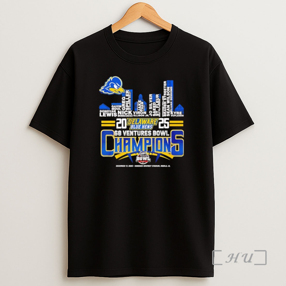 Officials Delaware Blue Hens 2025 68 Ventures Bowl Champions Player Name Skyline Shirt Sweatshirt Tee