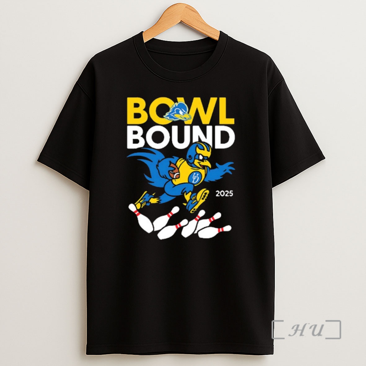 Officials Delaware Blue Hens Ncaa Football 2025 Bowl Bound Mascot Premium Shirt Sweatshirt Tee
