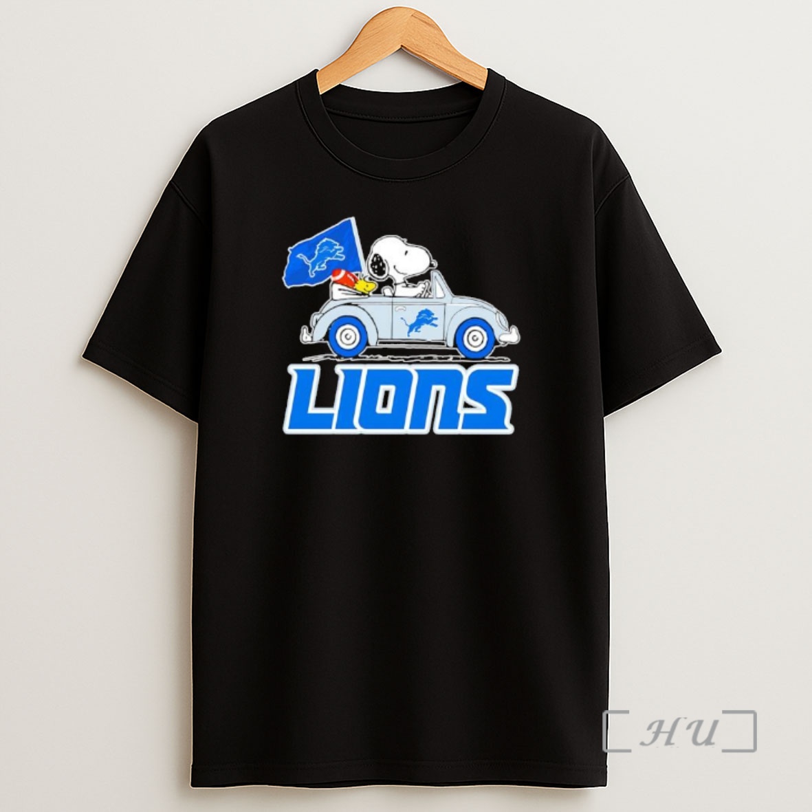Officials Detroit Lions Snoopy And Woodstock Graphic Shirt Sweatshirt Tee