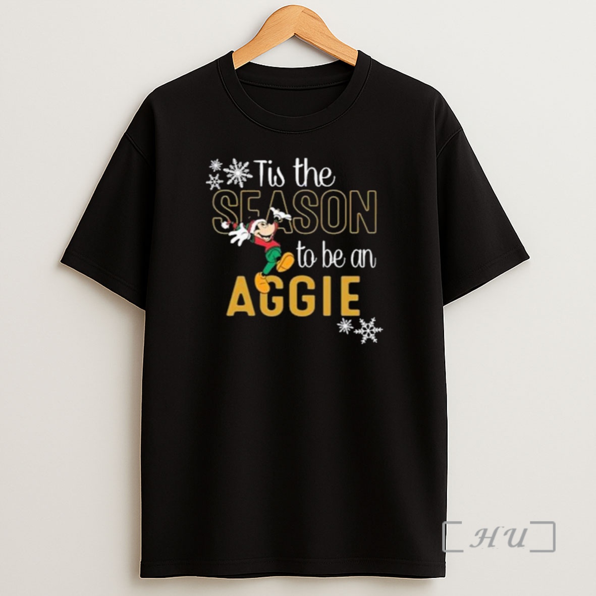 Officials Disney Tis The Season To Be An Aggie Holiday 2025 Shirt Sweatshirt Tee