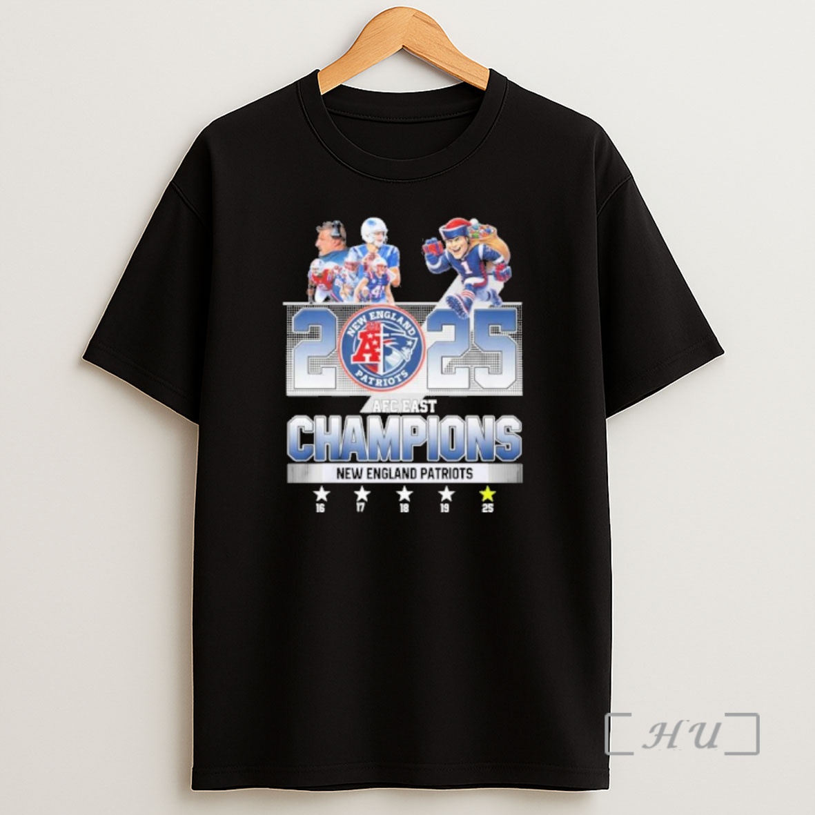 Officials Drake Maye And New England Patriots 2025 Afc East Champions Shirt Sweatshirt Tee