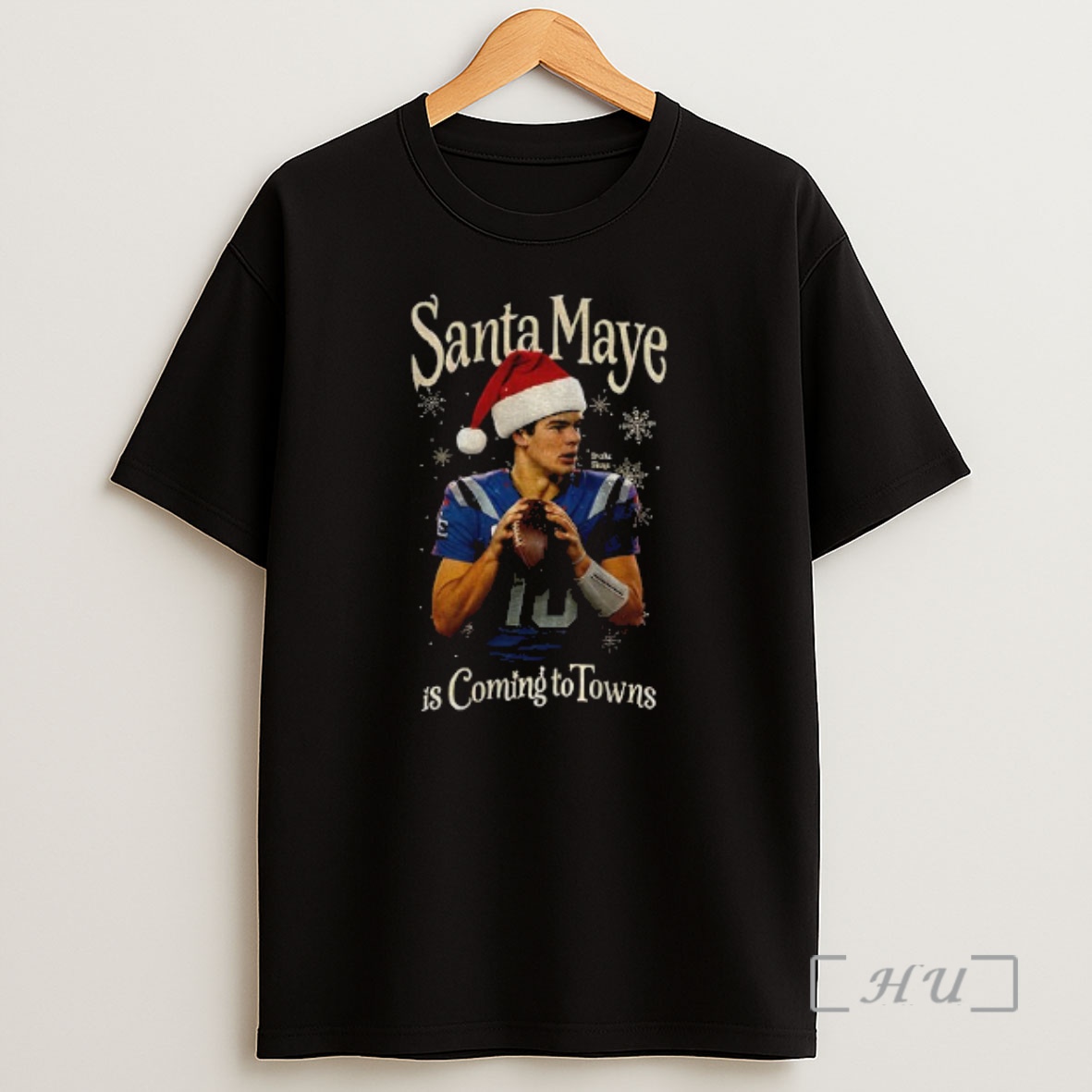 Officials Drake Maye Santa Maye Is Coming To Towns Christmas Premium Shirt Sweatshirt Tee