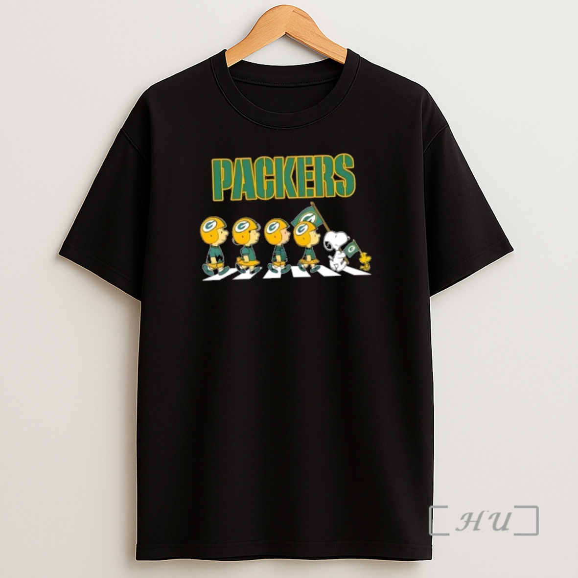 Officials Green Bay Packers X Peanuts Snoopy And Friends Abbey Road Premium Shirt Sweatshirt Tee