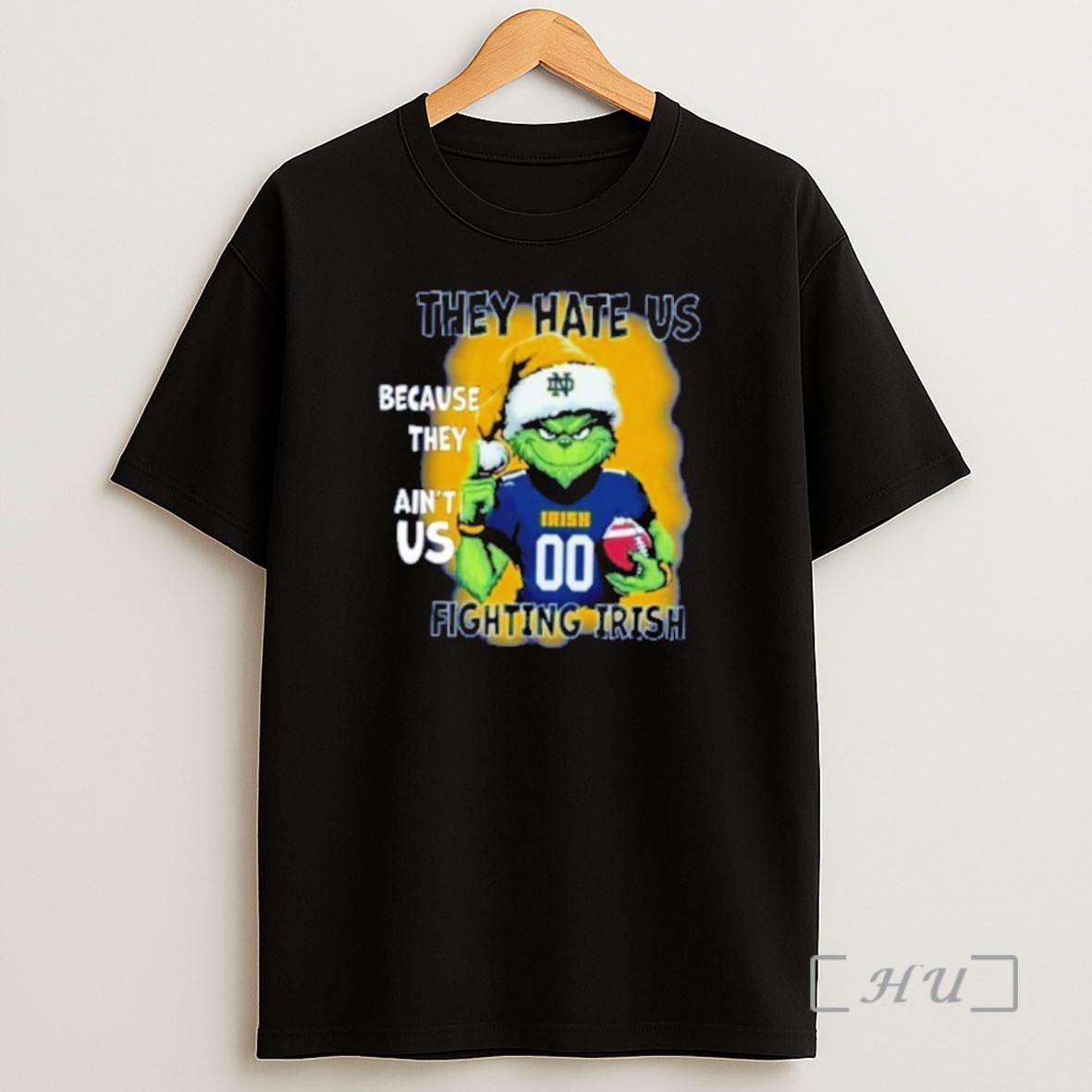 Officials Grinch Santa They Hate Us Because They Aint Us Notre Dame Fighting Irish Shirt Sweatshirt Tee