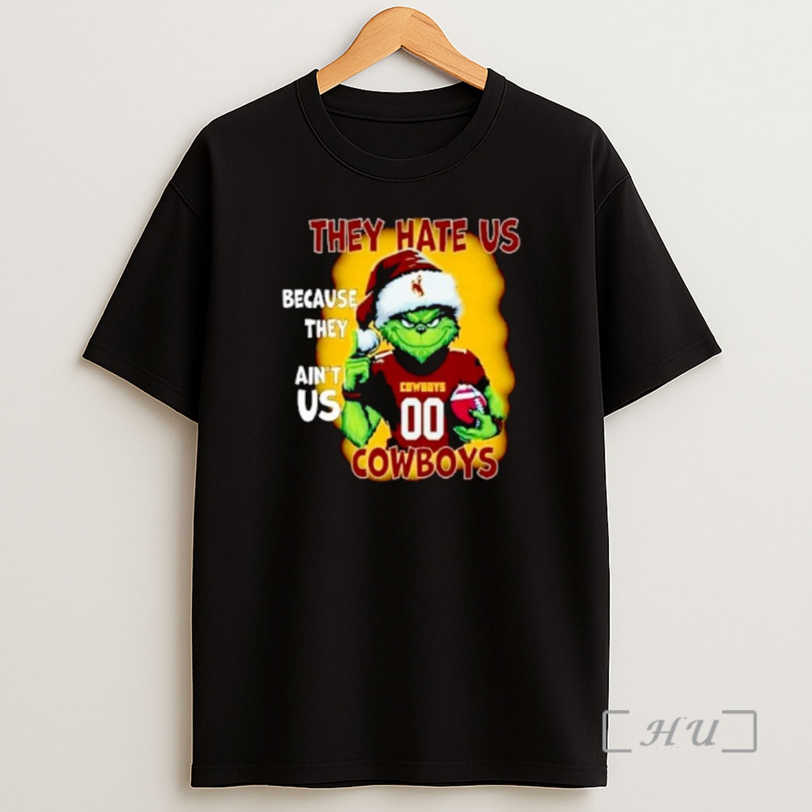 Officials Grinch Santa They Hate Us Because They Aint Us Wyoming Cowboys Ornaments Shirt Sweatshirt Tee