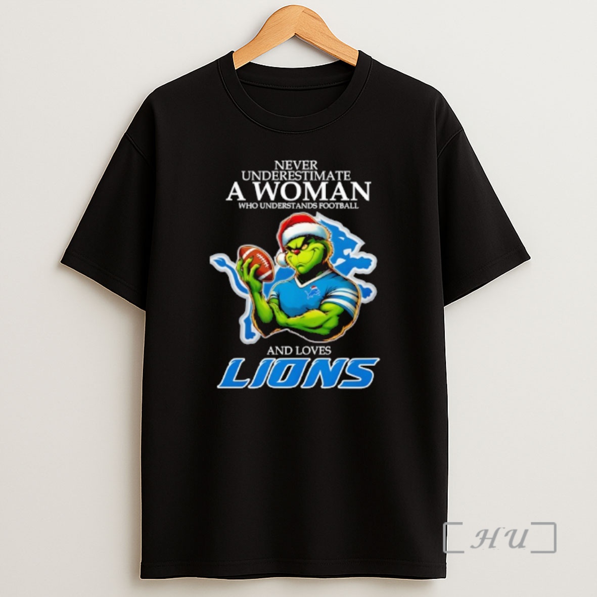 Officials Grinch X Detroit Lions Never Underestimate A Woman Who Understands Football And Loves Detroit Lions Shirt Sweatshirt Tee
