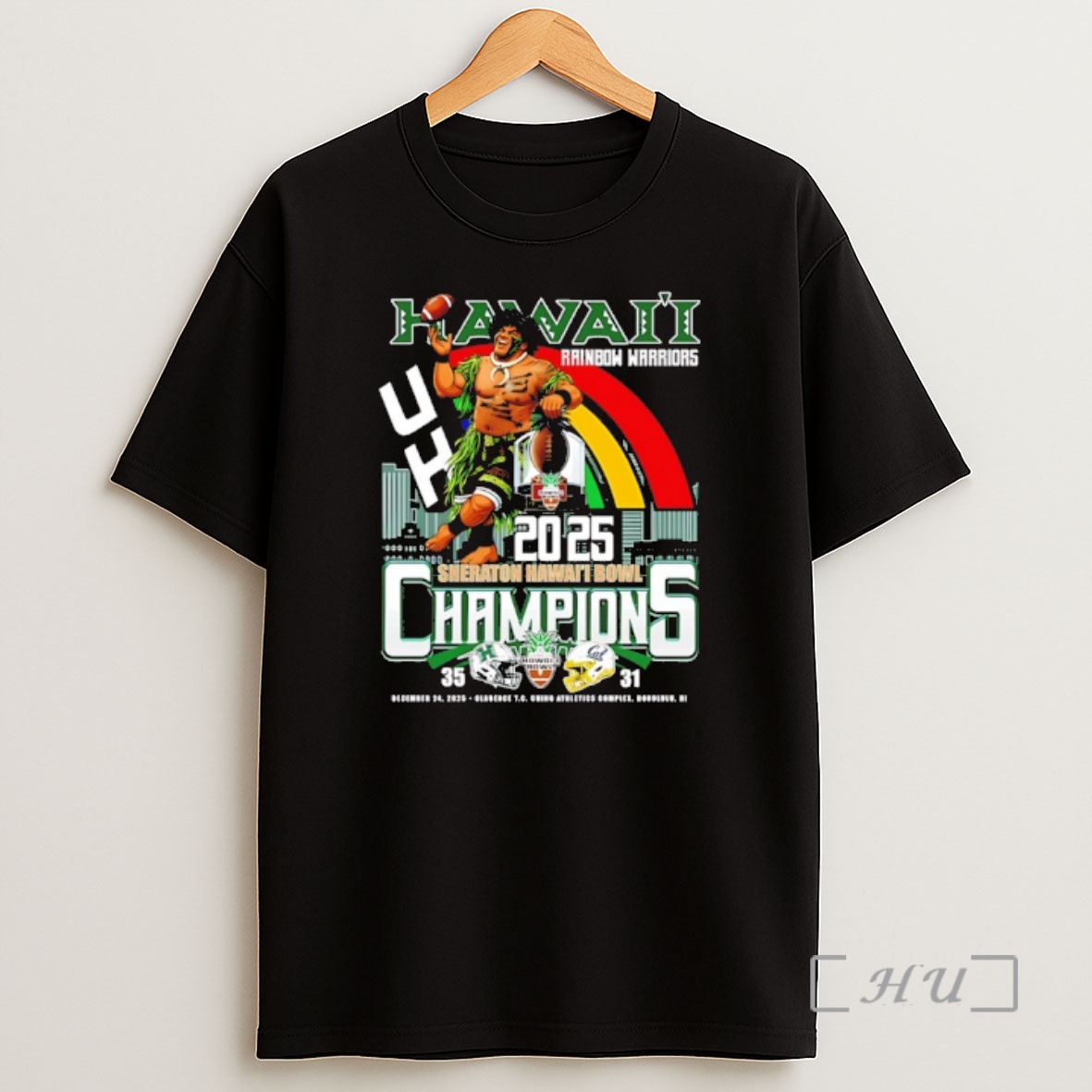 Officials Hawaii Rainbow Warriors 2025 Hawaii Bowl Champions Mascot Score Shirt Sweatshirt Tee
