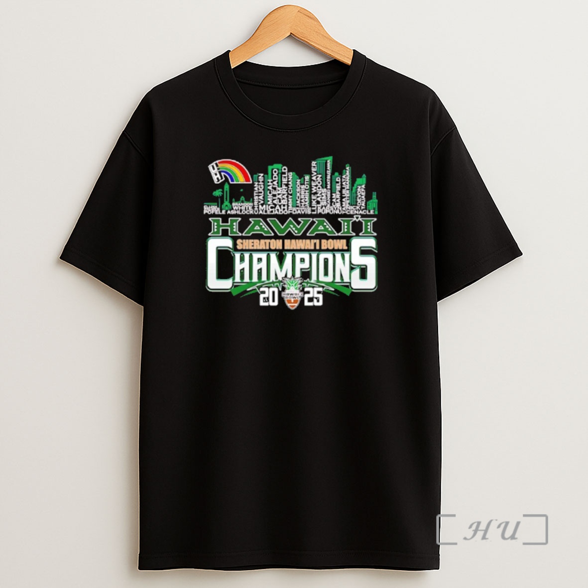 Officials Hawaii Rainbow Warriors 2025 Hawaii Bowl Champions Player Names City Skyline Shirt Sweatshirt Tee