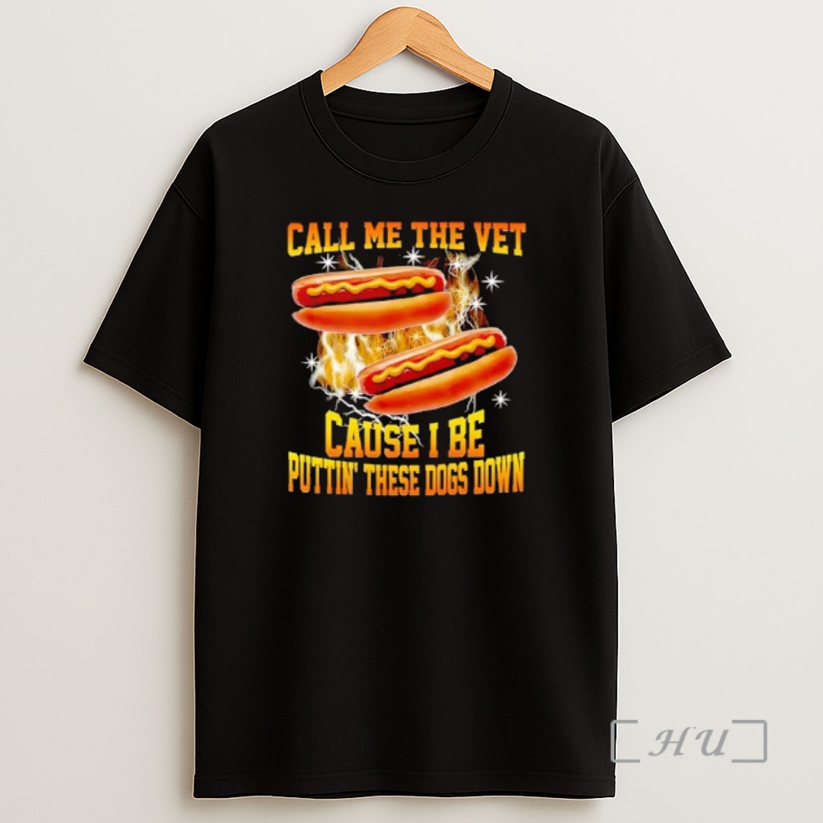 Officials Hot Dog Call Me The Vet Cause I Be Puttin These Dogs Down Graphic Shirt Sweatshirt Tee
