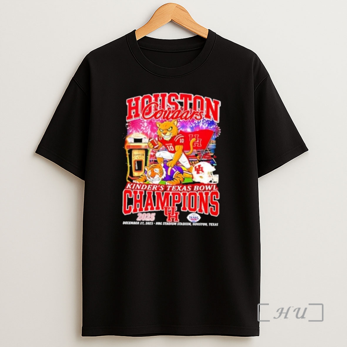Officials Houston Cougars 2025 Kinders Texas Bowl Champions Mascot Shirt Sweatshirt Tee