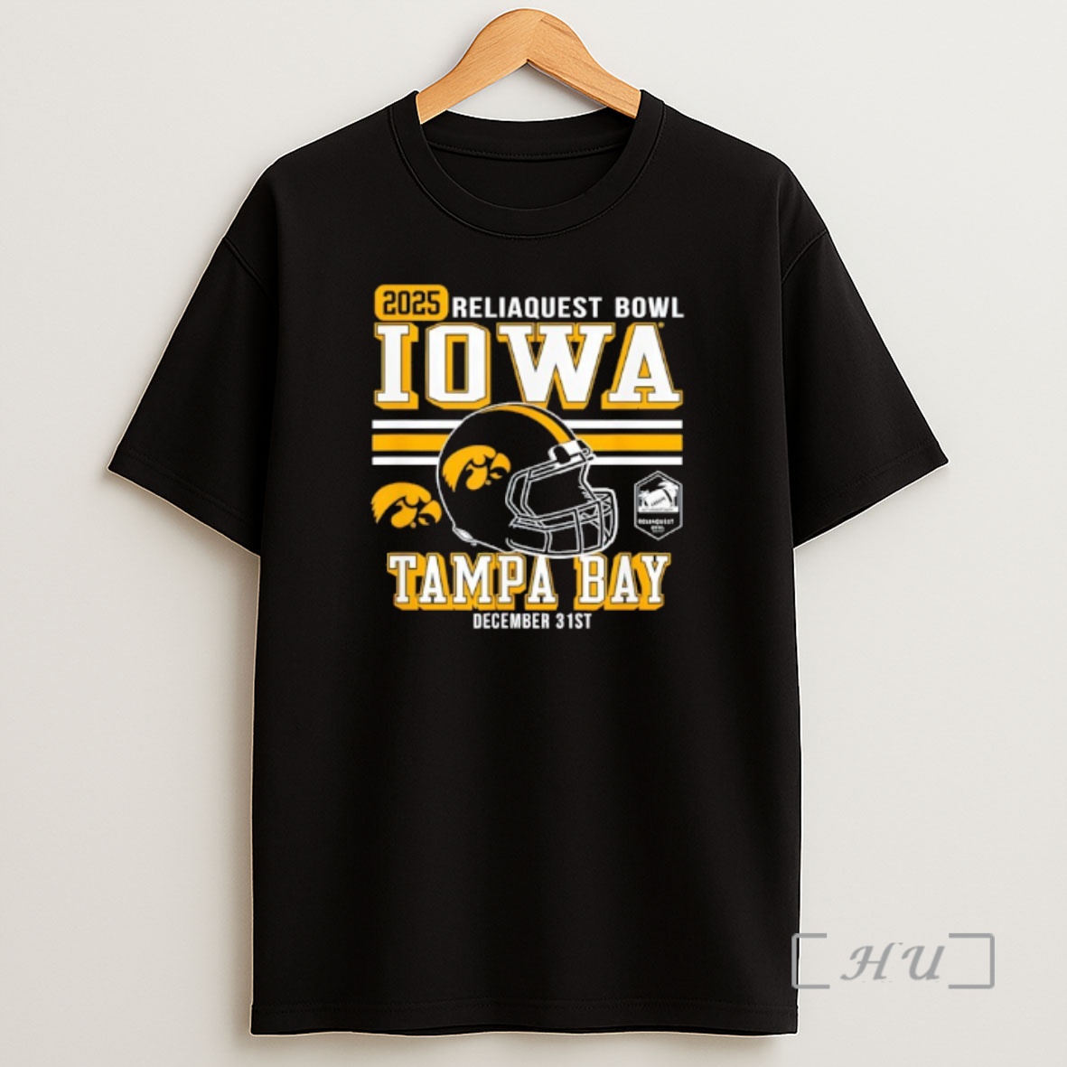 Officials Iowa Hawkeyes Reliaquest Bowl 2025 Shirt Sweatshirt Tee
