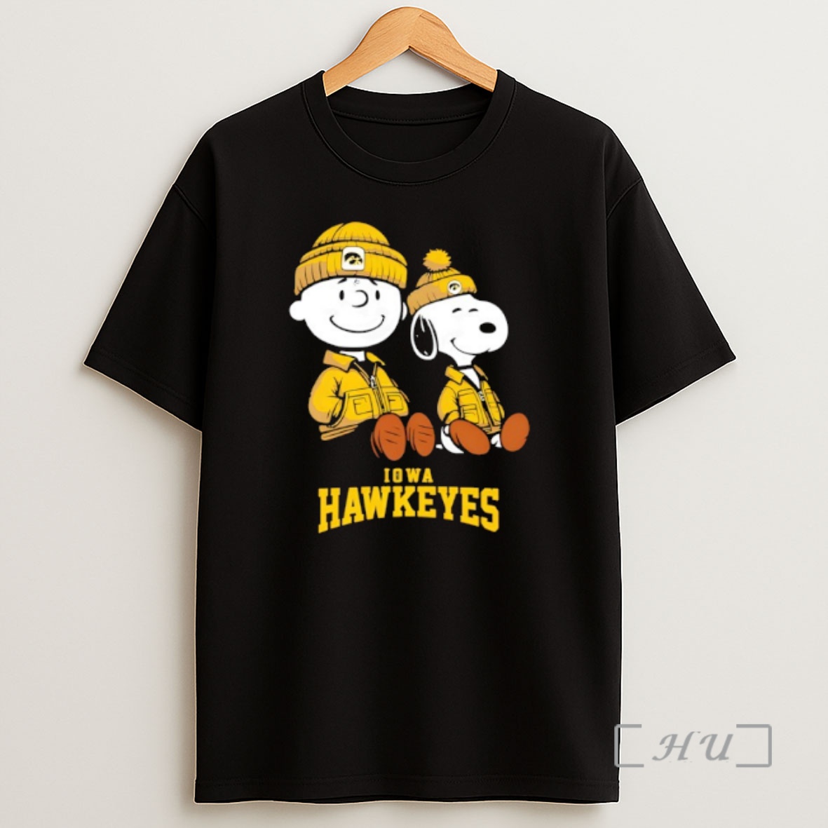 Officials Iowa Hawkeyes X Snoopy And Charlie Brown Shirt Sweatshirt Tee