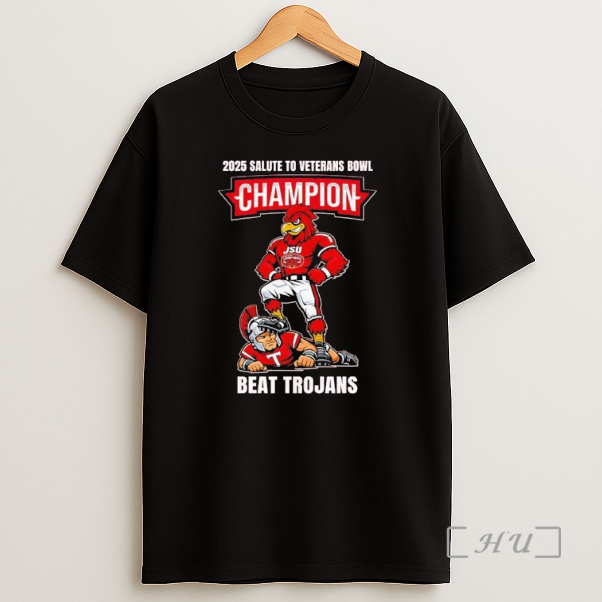 Officials Jacksonville State Gamecocks Beat Usc Trojans Ncaa 2025 Salute To Veterans Bowl Mascot Shirt Sweatshirt Tee
