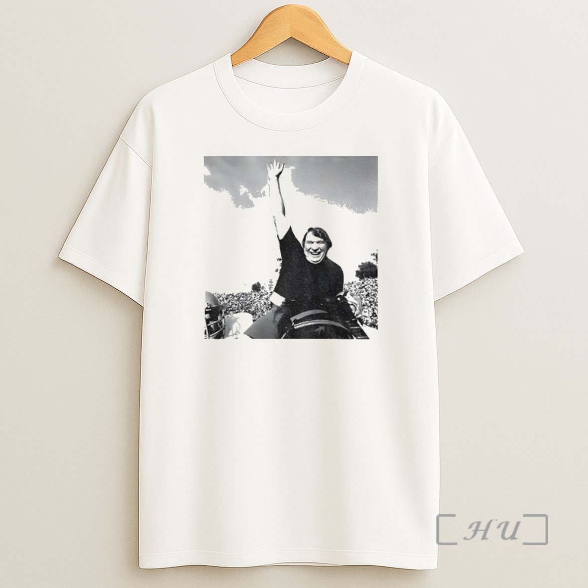Officials John Madden Riding Horse Nfl Football 2025 Premium Shirt Sweatshirt Tee