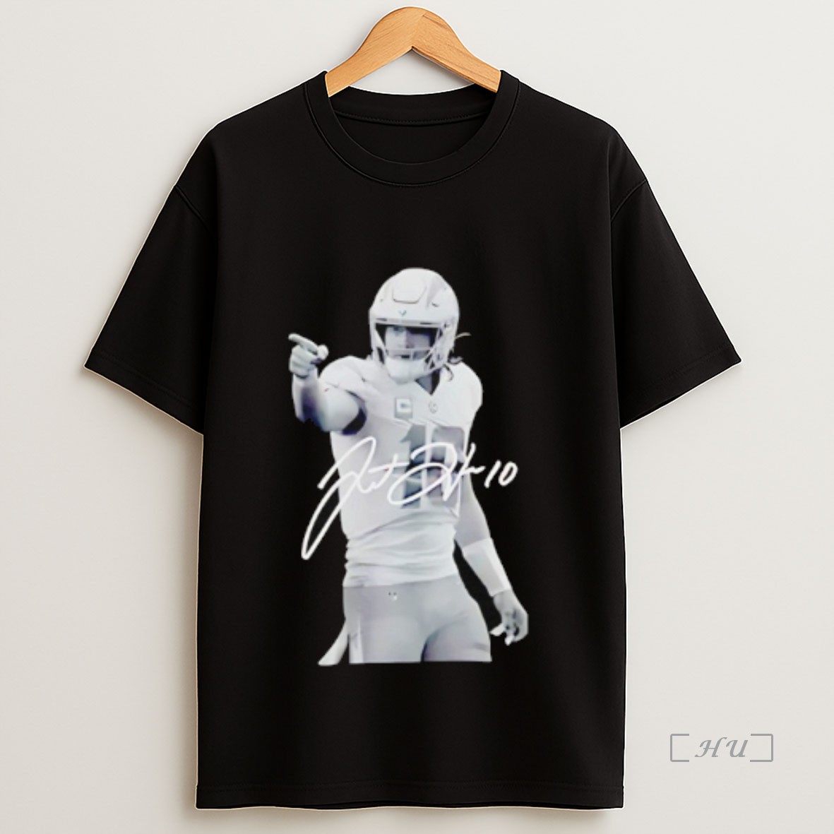 Officials Justin Herbert Los Angeles Chargers Football Signature Premium Shirt Sweatshirt Tee