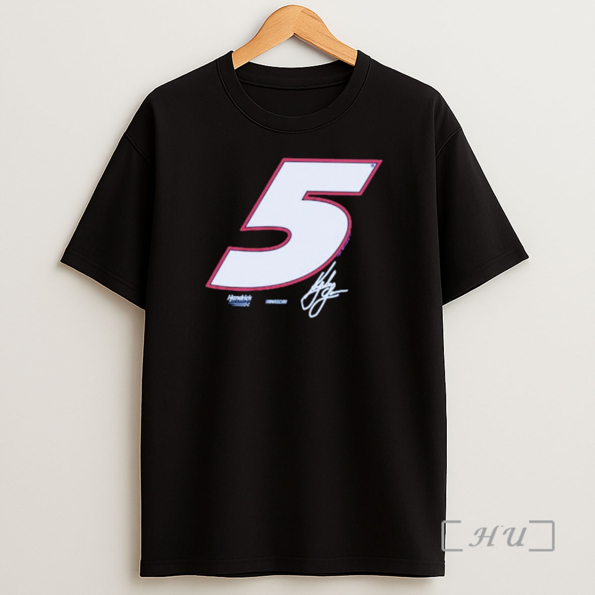 Officials Kyle Larson Mad Engine Big Number Graphic Premium Shirt Sweatshirt Tee