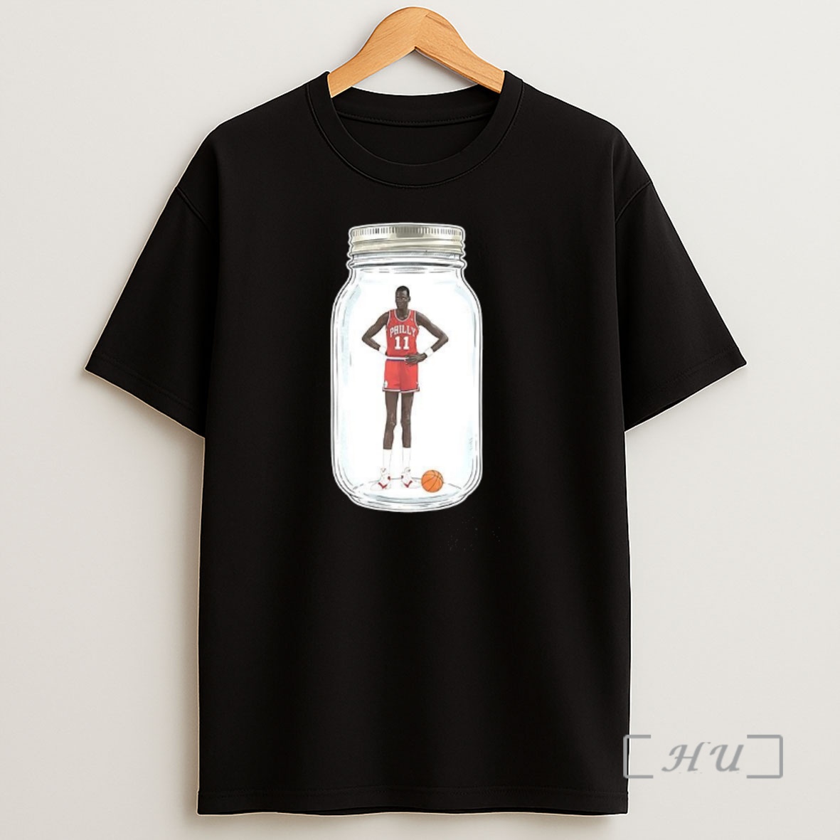 Officials Manute Bol Philadelphia 76ers Basketball Minute Manute Glass Vase Shirt Sweatshirt Tee