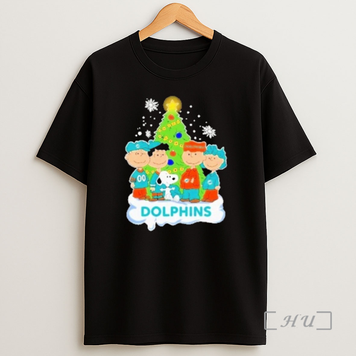 Officials Miami Dolphins X Snoopy The Peanuts Merry Christmas Premium Shirt Sweatshirt Tee