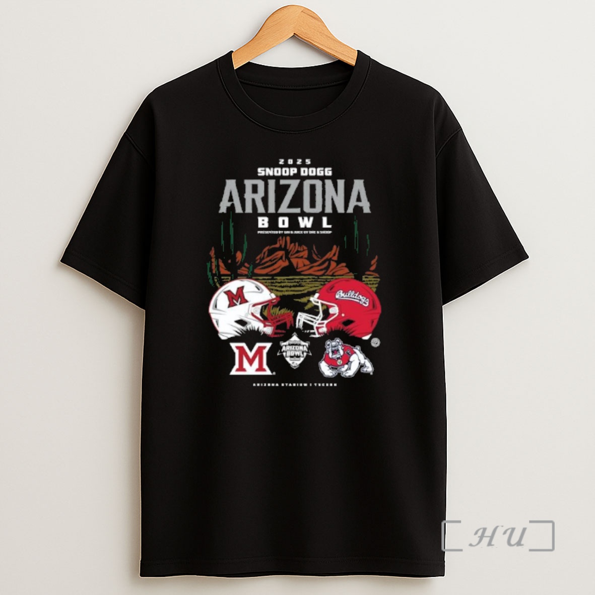 Officials Miami Redhawks Vs Fresno State Bulldogs 2025 Arizona Bowl Dueling Helmet Shirt Sweatshirt Tee