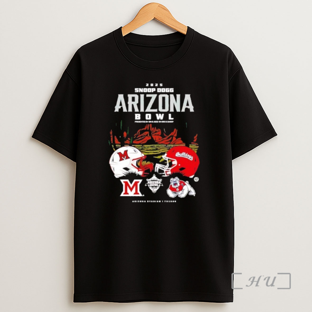 Officials Miami Redhawks Vs Fresno State Bulldogs 2025 Snoop Dogg Arizona Bowl Head To Head Shirt Sweatshirt Tee