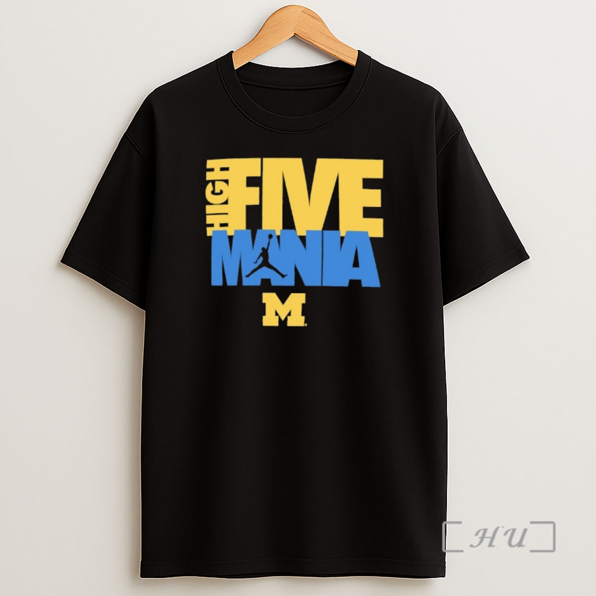 Officials Michigan Wolverines High Five Mania Shirt Sweatshirt Tee