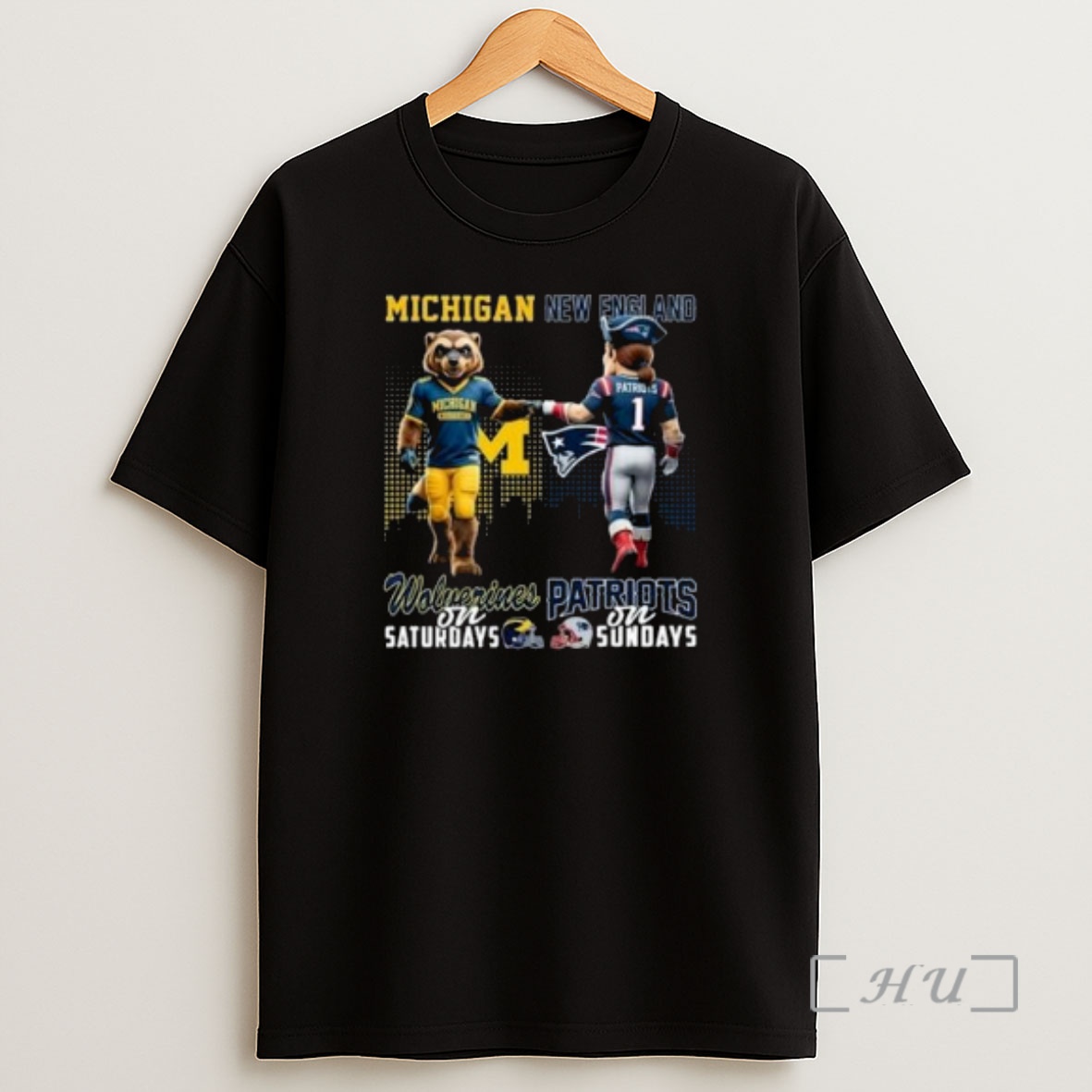 Officials Michigan Wolverines On Saturdays X New England Patriots On Sundays Mascot 2025 Circle Black Shirt Sweatshirt Tee