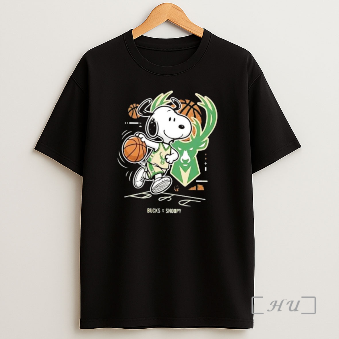 Officials Milwaukee Bucks Snoopy Peanuts Nba Basketball Premium Shirt Sweatshirt Tee
