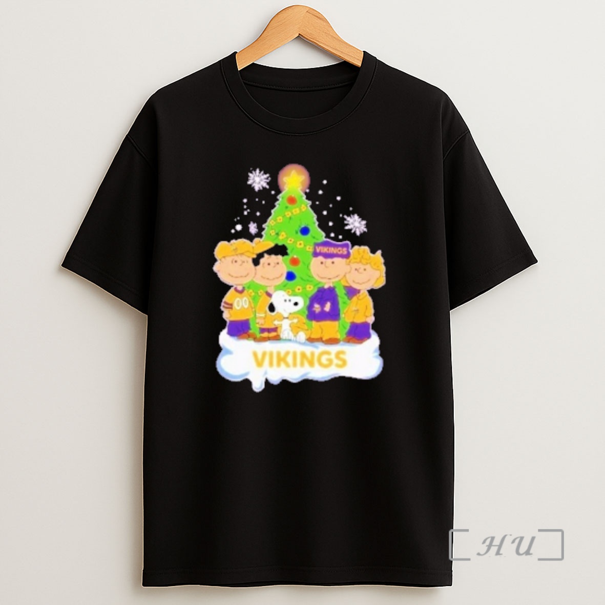 Officials Minnesota Vikings X Snoopy The Peanuts Merry Christmas Premium Shirt Sweatshirt Tee