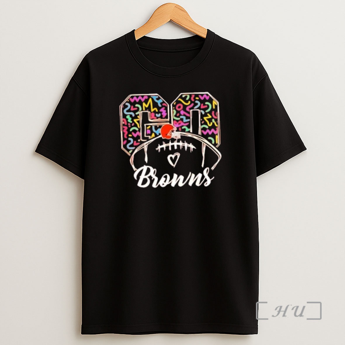 Officials Never Underestimate A Woman Who Listens To Nkotb And Loves The Cleveland Browns 2 Sided Shirt Sweatshirt Tee