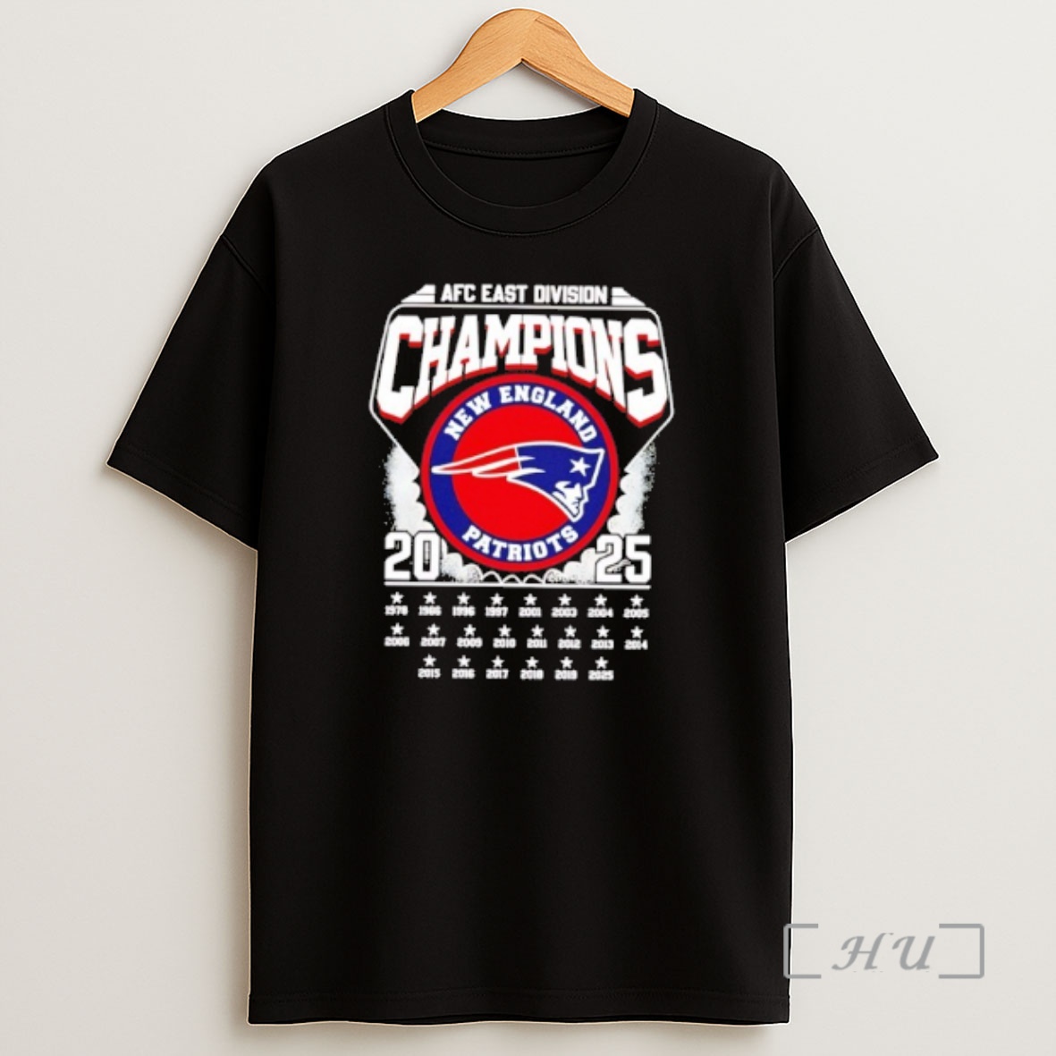 Officials New England Patriots 2025 Afc East Divison Champions Classic Shirt Sweatshirt Tee