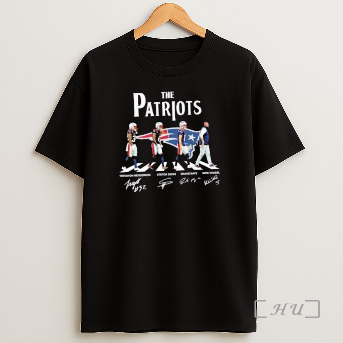 Officials New England Patriots Mike Vrabel Drake Maye Stefon Diggs Treveyon Henderson Abbey Road Signatures Shirt Sweatshirt Tee