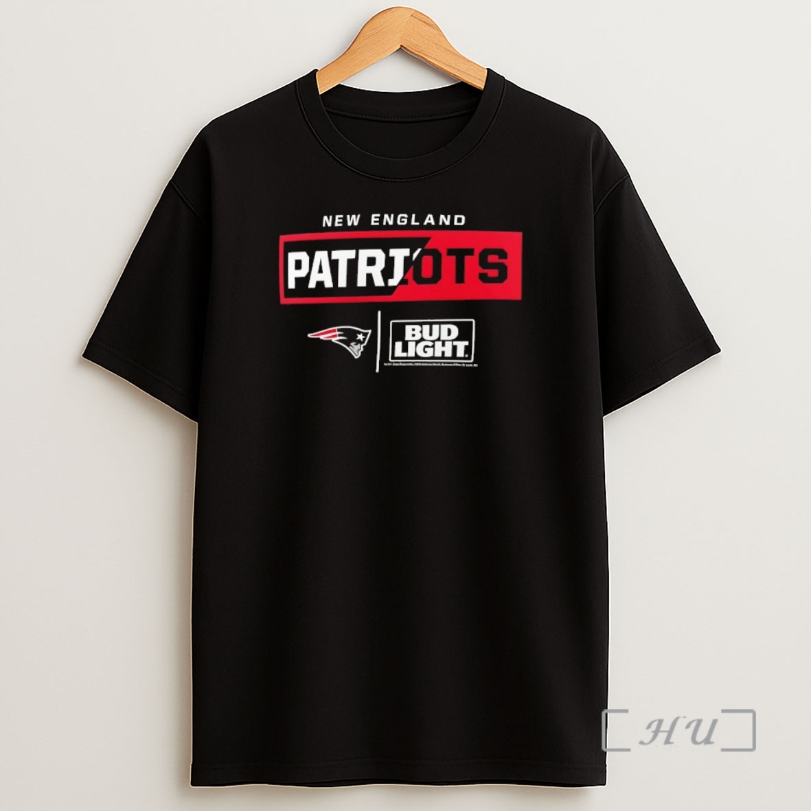 Officials New England Patriots National Football League X Bud Light Logo Shirt Sweatshirt Tee