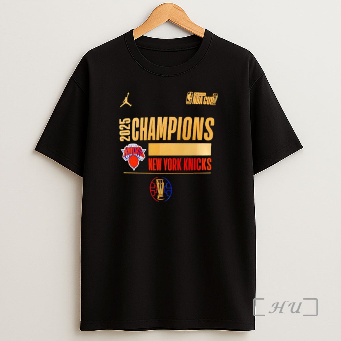 Officials New York Knicks 2025 Nba Cup Champions Locker Room Shirt Sweatshirt Tee