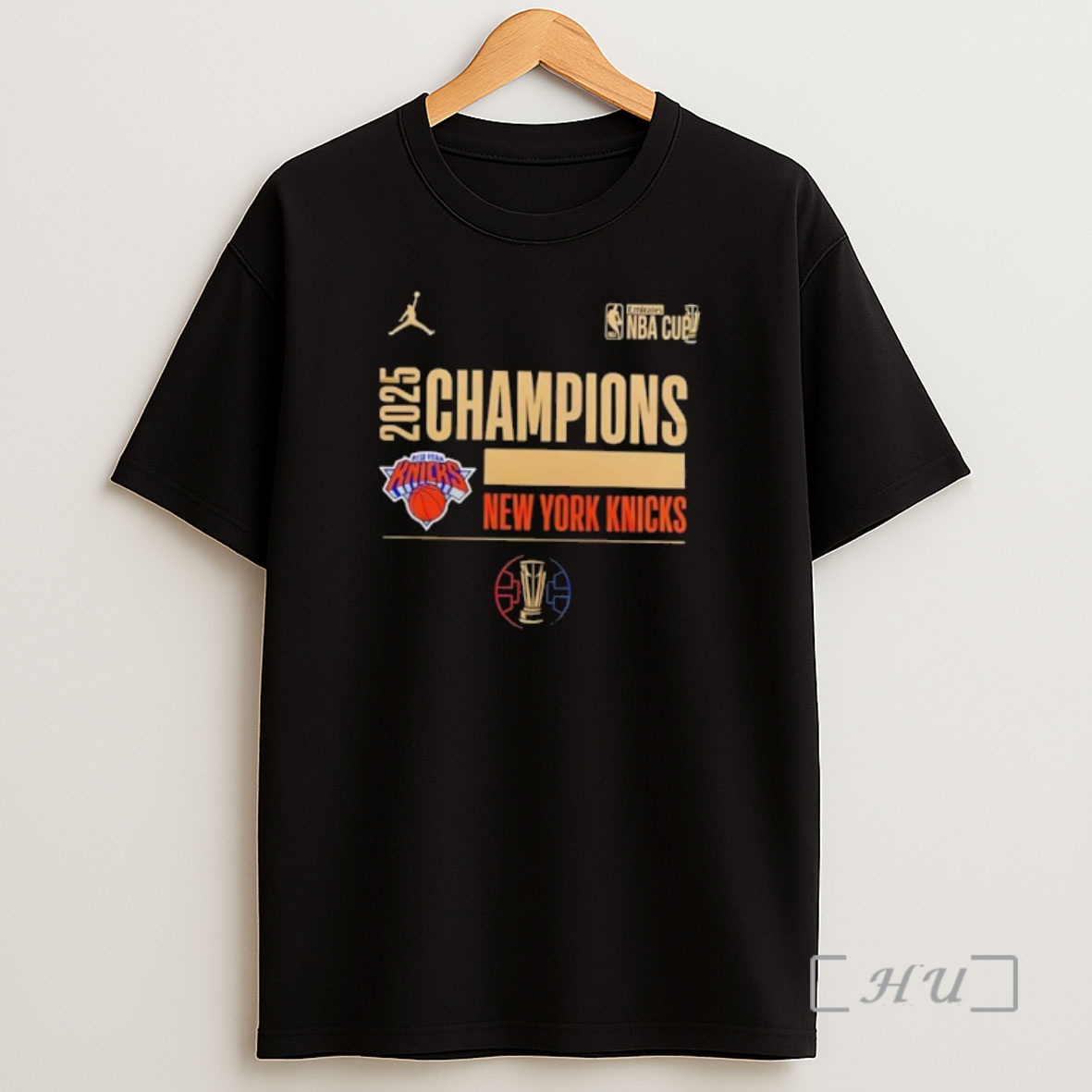 Officials New York Knicks Nba Cup Champions 2025 Locker Room Shirt Sweatshirt Tee