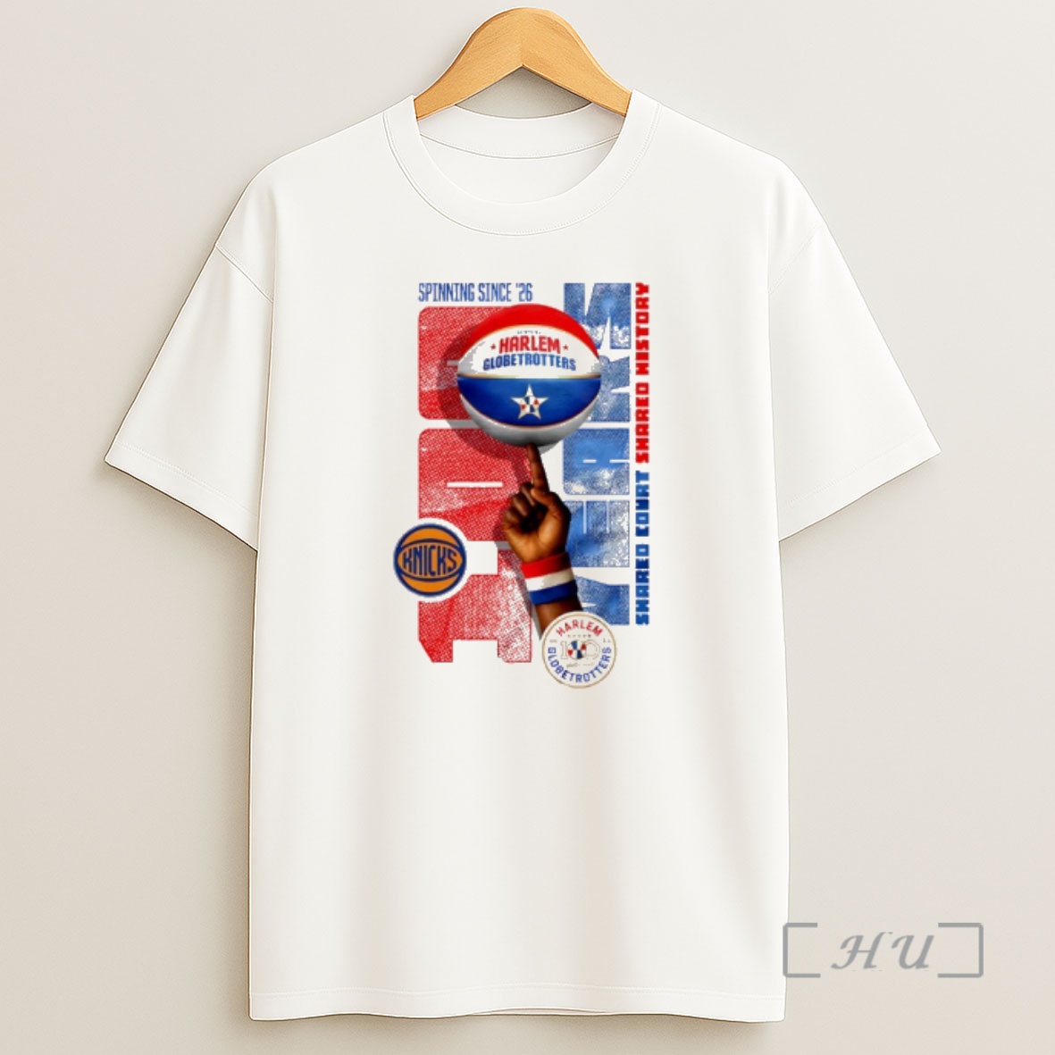 Officials New York Knicks X Harlem Globetrotters Spinning Since 26 Premium Shirt Sweatshirt Tee
