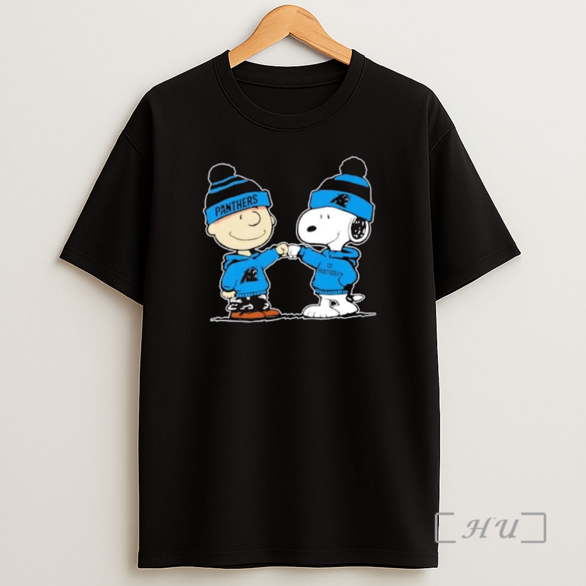 Officials Peanuts Charlie Brown Fist Bump Snoopy X Carolina Panthers Football Shirt Sweatshirt Tee