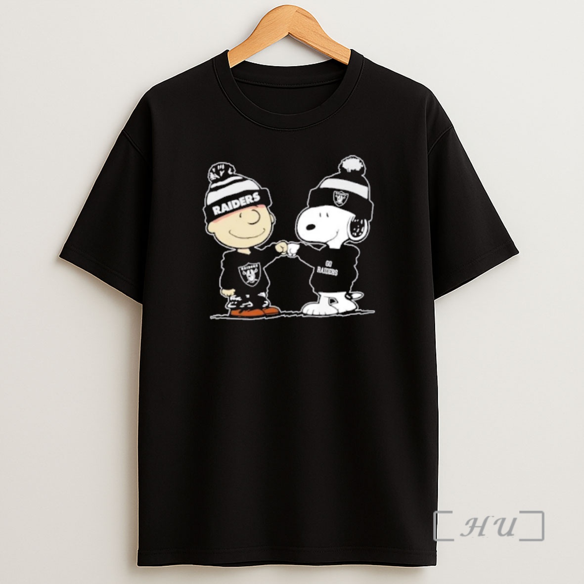 Officials Peanuts Charlie Brown Fist Bump Snoopy X Las Vegas Raiders Football Shirt Sweatshirt Tee
