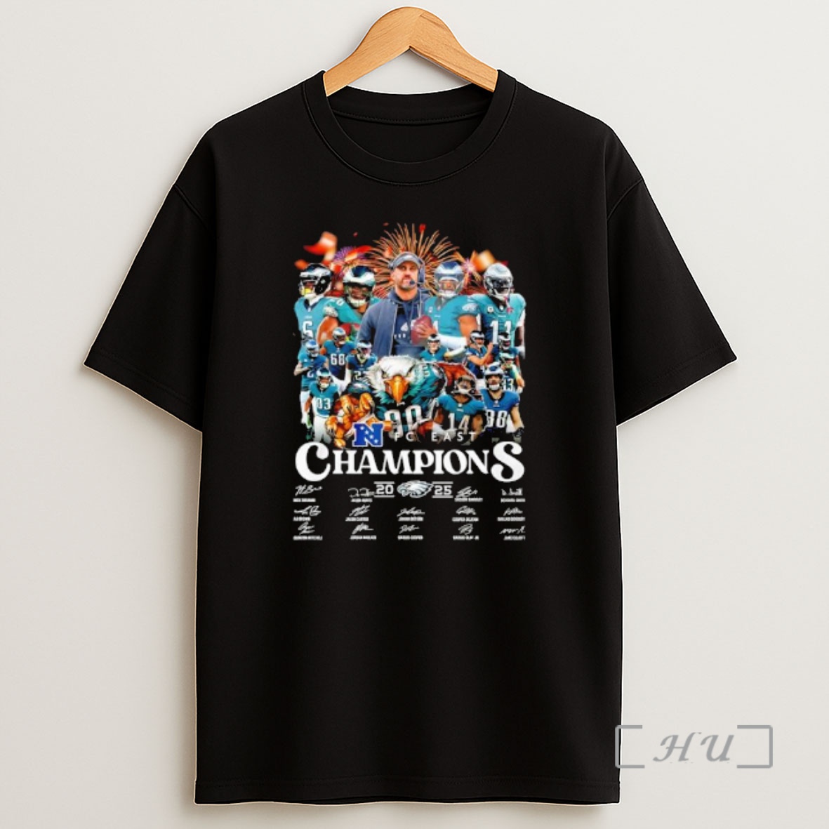 Officials Philadelphia Eagles 2025 Nfc East Champions Signatures Shirt Sweatshirt Tee