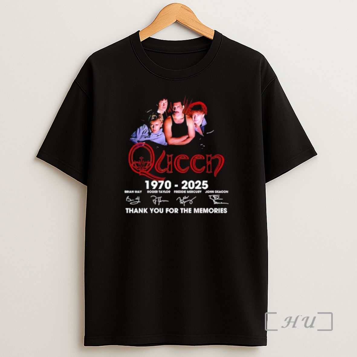 Officials Queen 1970 2025 Signatures Thank You For The Memories Shirt Sweatshirt Tee