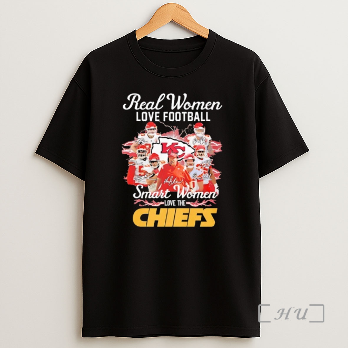 Officials Real Women Love Football Smart Women Love The Kansas City Chiefs Signatures Team Logo Premium Shirt Sweatshirt Tee
