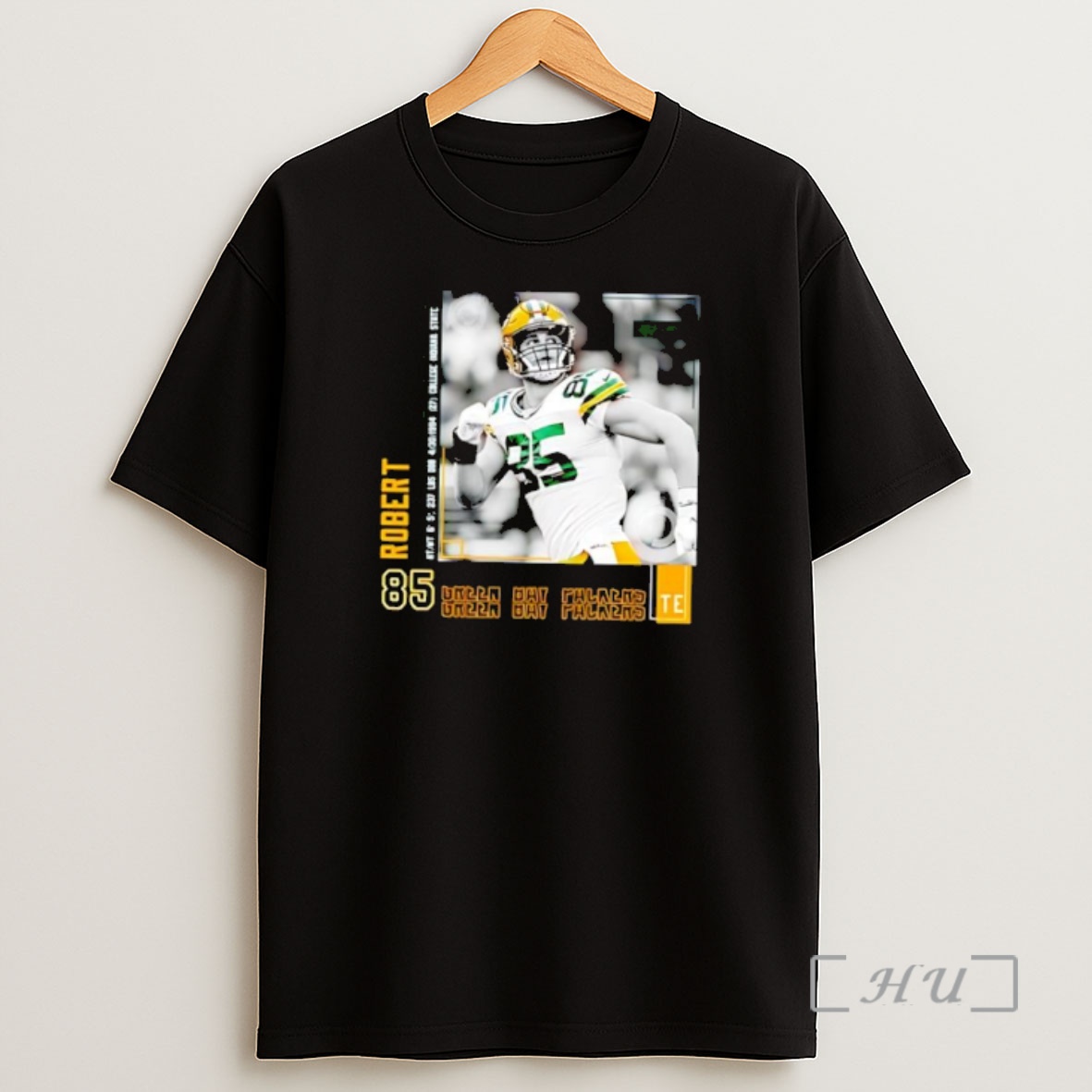 Officials Robert Tonyan Football Green Bay Packer Premium Shirt Sweatshirt Tee