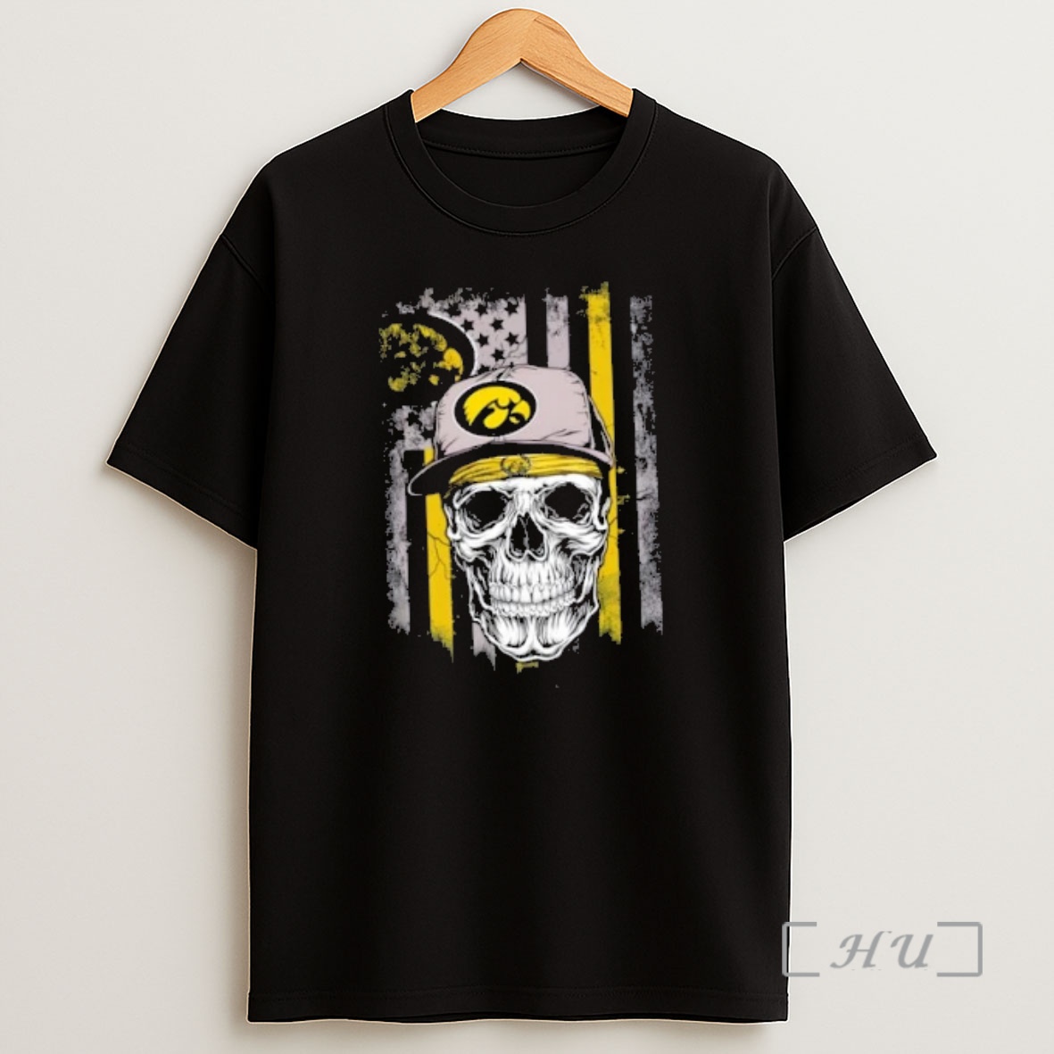 Officials Skull Wearing A Cap Iowa Hawkeyes Us Flag Shirt Sweatshirt Tee