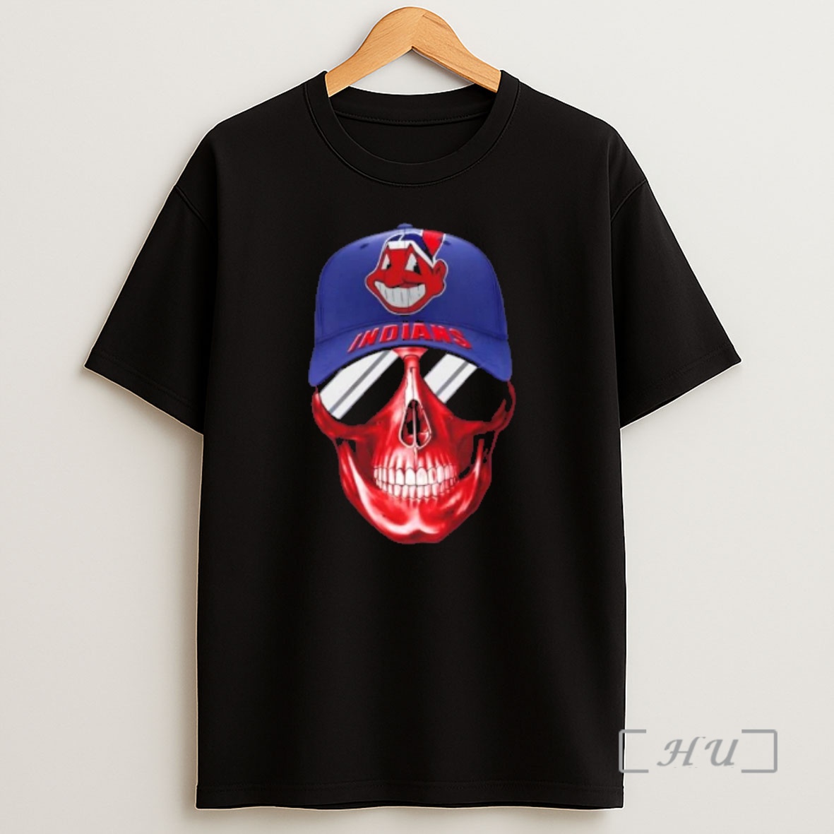 Officials Skull Wearing A Cap Cleveland Indians And Smiling With Fans Shirt Sweatshirt Tee