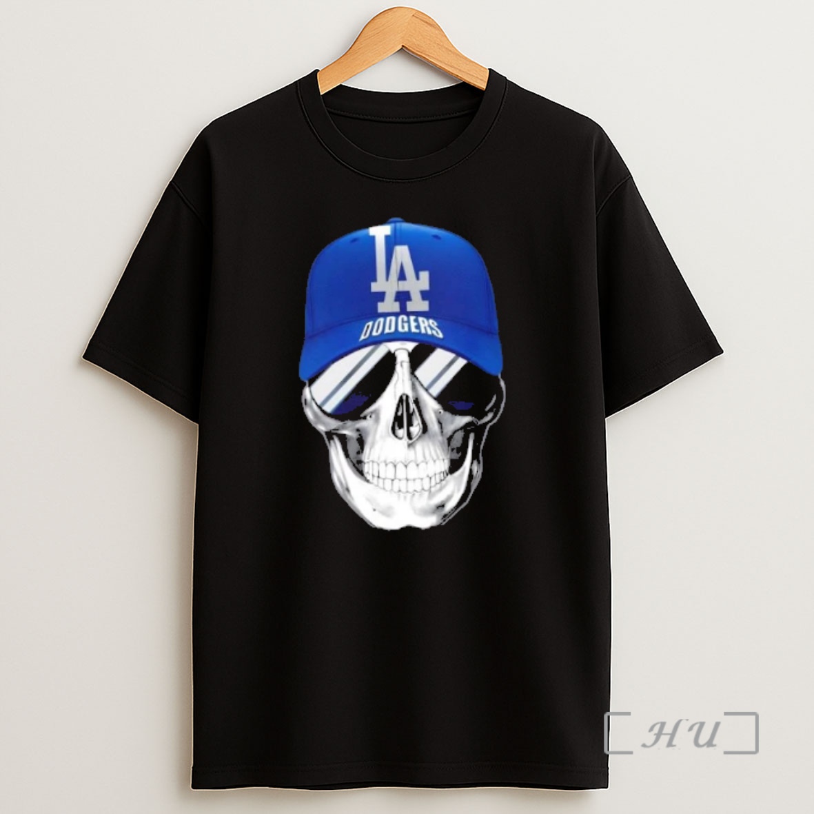 Officials Skull Wearing A Cap Los Angeles Dodgers And Smiling With Fans Shirt Sweatshirt Tee