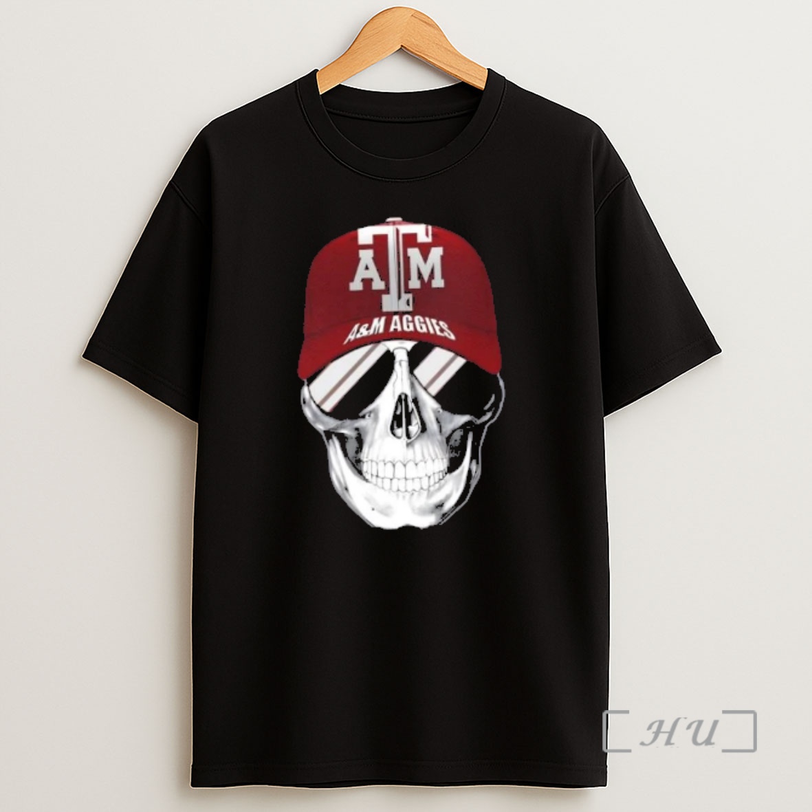Officials Skull Wearing A Cap Texas Am Aggies And Smiling With Fans Shirt Sweatshirt Tee
