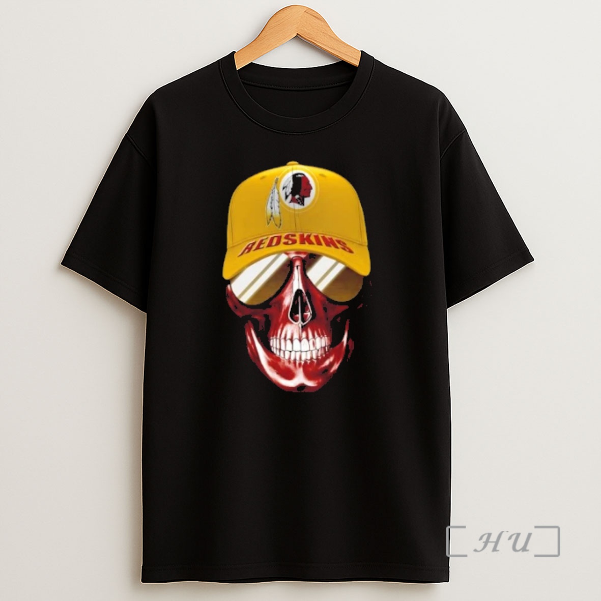 Officials Skull Wearing A Cap And Smile Washington Redskins Fans Shirt Sweatshirt Tee