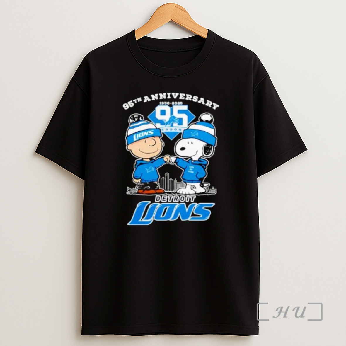 Officials Snoopy And Charlie Brown Detroit Lions 95th Anniversary 2025 One Pride Ornaments Shirt Sweatshirt Tee
