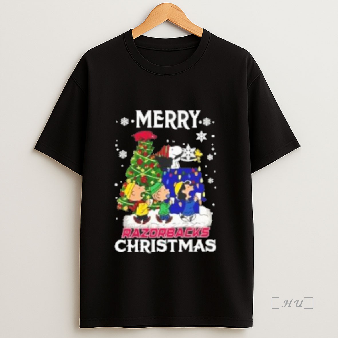 Officials Snoopy And Friends Merry Arkansas Razorbacks Christmas Premium Shirt Sweatshirt Tee