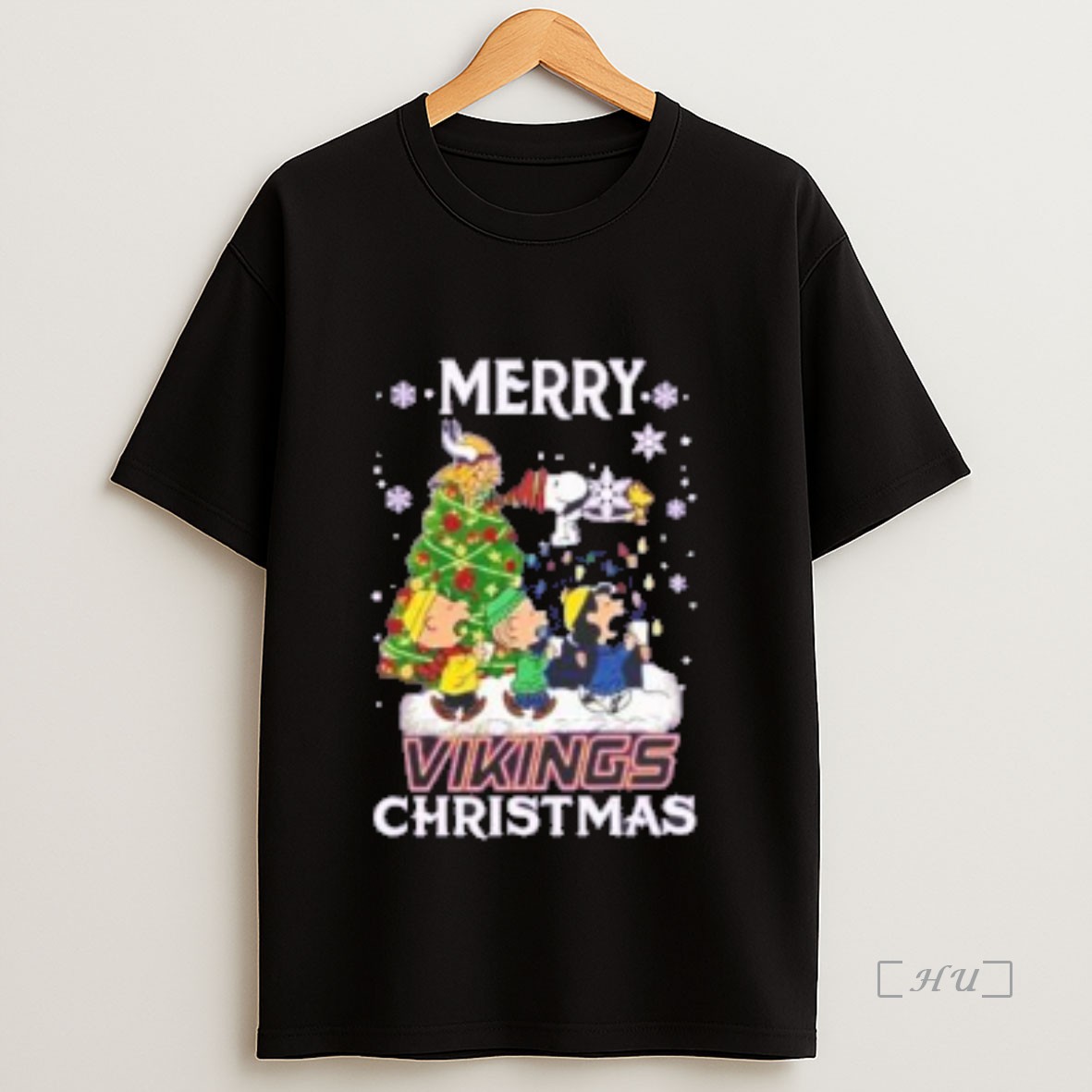 Officials Snoopy And Friends Merry Minnesota Vikings Christmas Premium Shirt Sweatshirt Tee